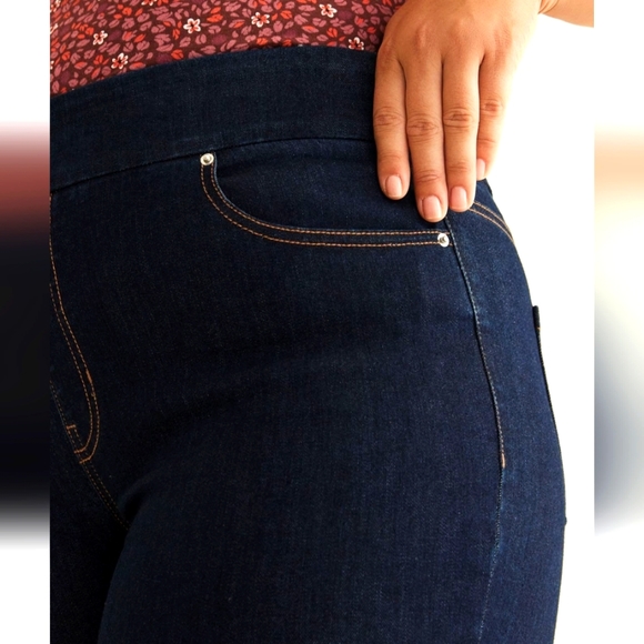 NWT DC Savvy fit Pull-on Jeans - 24P Perfect Gift Item 🎁 - Picture 2 of 16